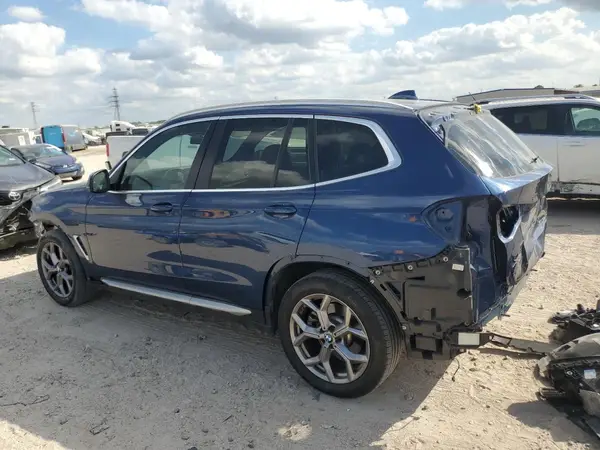 5UX43DP09R9U50033 2024 BMW X3 - Image 2