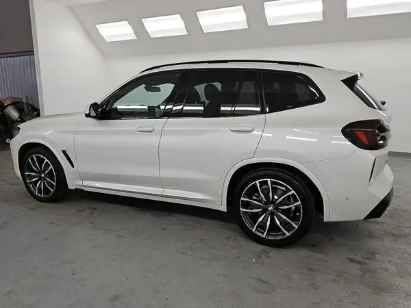 5UX43DP09R9U99488 2024 BMW X3 - Image 2