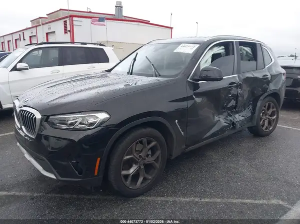 5UX43DP09R9V95976 2024 BMW X3 - Image 2