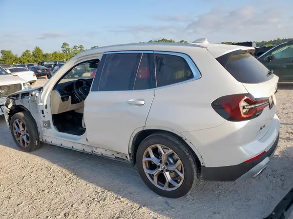 5UX43DP0XN9J95418 2022 BMW X3 - Image 2