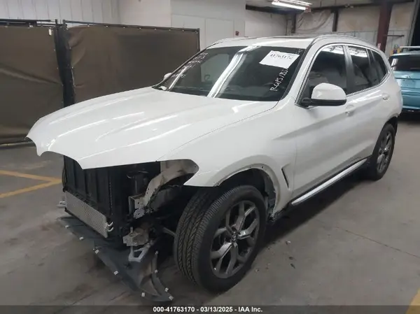 5UX43DP0XN9K11388 2022 BMW X3 - Image 2