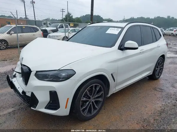 5UX43DP0XN9K18986 2022 BMW X3 - Image 2