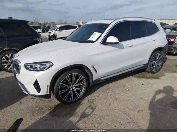 5UX43DP0XN9K35786 2022 BMW X3 - Image 2