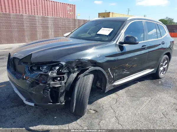 5UX43DP0XN9K64558 2022 BMW X3 - Image 2