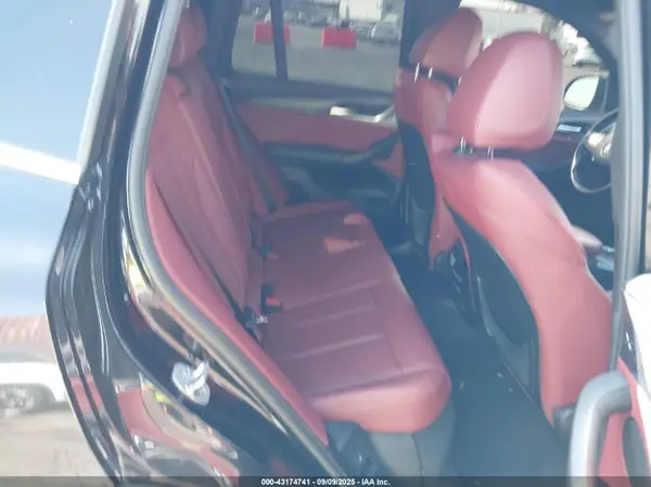5UX43DP0XN9K64558 2022 BMW X3 - Image 8