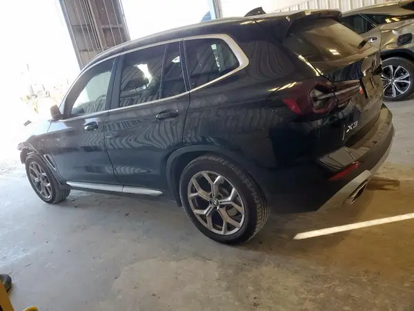 5UX43DP0XN9K65015 2022 BMW X3 - Image 2