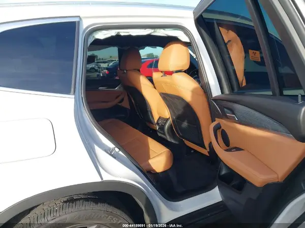 5UX43DP0XN9M44011 2022 BMW X3 - Image 8