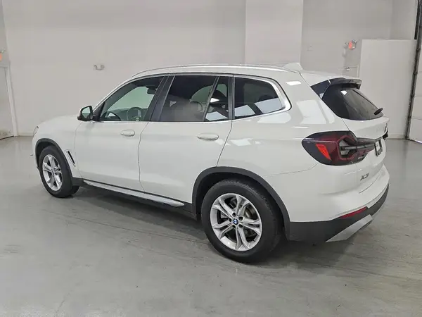 5UX43DP0XN9M68437 2022 BMW X3 - Image 2