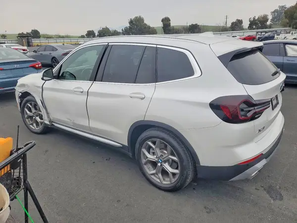 5UX43DP0XP9N99256 2023 BMW X3 - Image 2