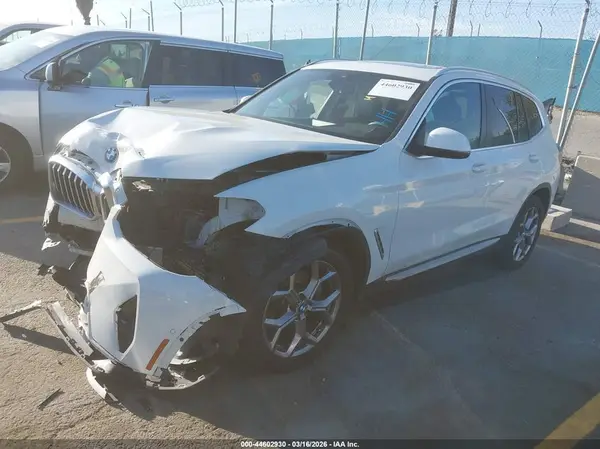 5UX43DP0XR9U43771 2024 BMW X3 - Image 2