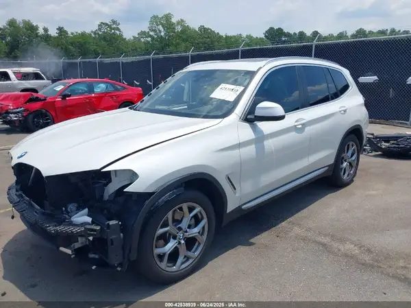 5UX43DP0XR9V42610 2024 BMW X3 - Image 2