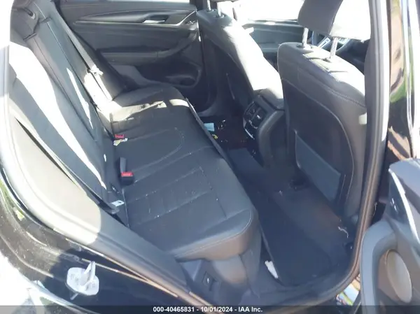 5UX43DT00N9K31543 2022 BMW X4 - Image 8