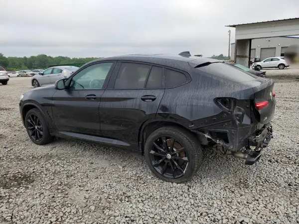 5UX43DT00N9M50941 2022 BMW X4 - Image 2