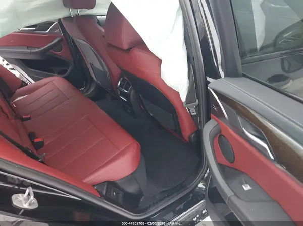5UX43DT00P9P47145 2023 BMW X4 - Image 8