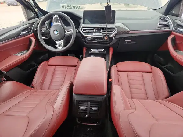 5UX43DT00R9X37850 2024 BMW X4 - Image 8