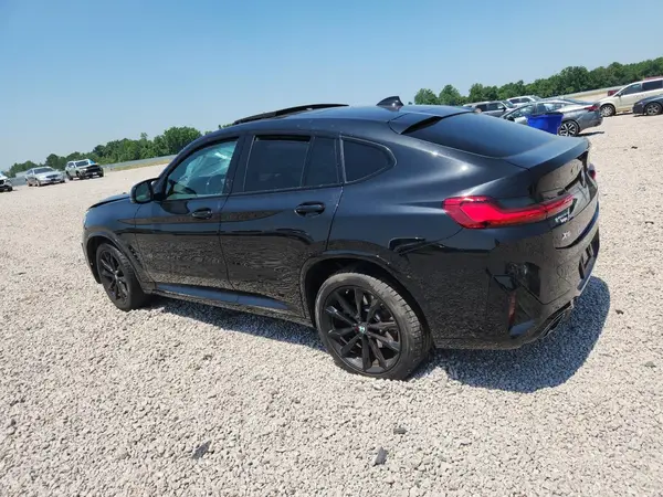 5UX43DT01R9U35760 2024 BMW X4 - Image 2