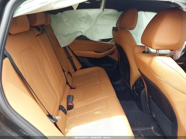 5UX43DT02R9U72722 2024 BMW X4 - Image 8