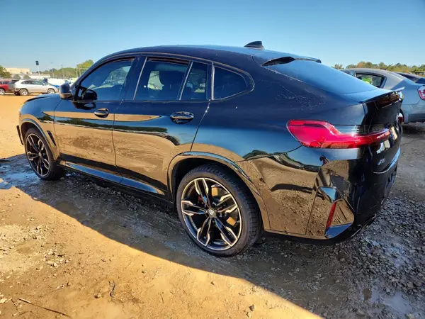 5UX43DT02R9V91614 2024 BMW X4 - Image 2