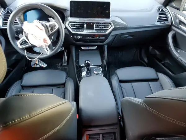 5UX43DT02R9W67459 2024 BMW X4 - Image 8