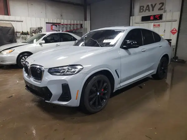 5UX43DT03N9L24136 2022 BMW X4 - Image 1