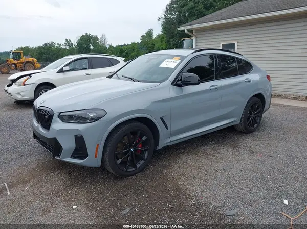 5UX43DT03N9L75443 2022 BMW X4 - Image 2