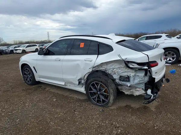 5UX43DT04N9L81929 2022 BMW X4 - Image 2