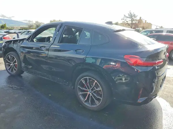 5UX43DT04P9N89876 2023 BMW X4 - Image 2