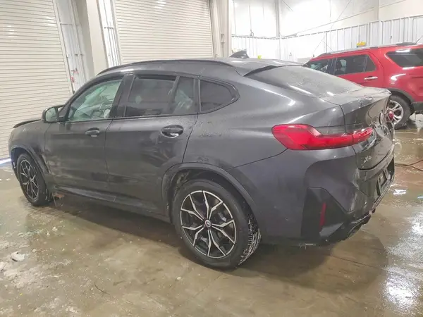 5UX43DT04P9P26167 2023 BMW X4 - Image 2
