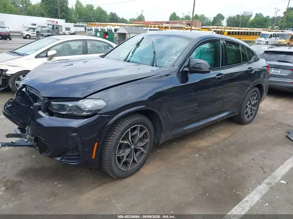 5UX43DT04P9P82450 2023 BMW X4 - Image 2