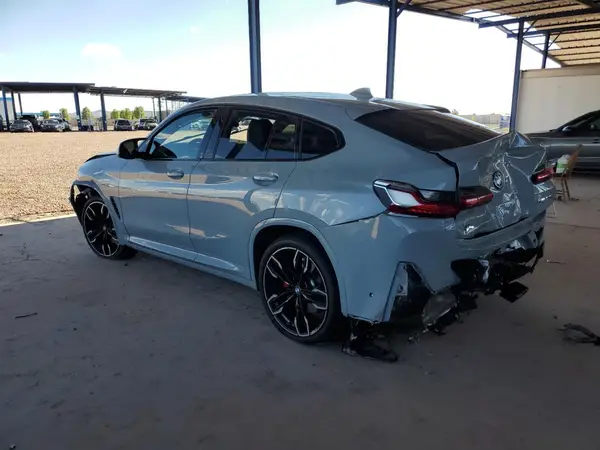 5UX43DT04R9U44906 2024 BMW X4 - Image 2