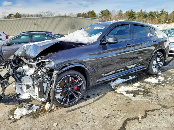 5UX43DT05N9K21459 2022 BMW X4 - Image 1
