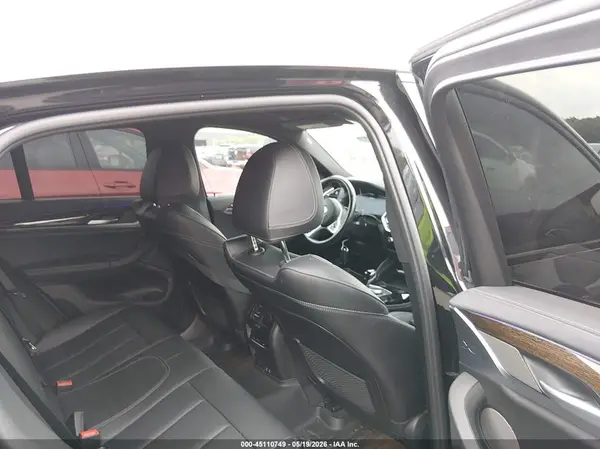 5UX43DT05P9S00064 2023 BMW X4 - Image 8