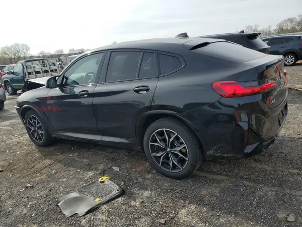 5UX43DT05R9U46776 2024 BMW X4 - Image 2