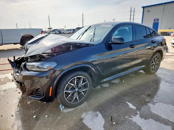 5UX43DT05R9V33657 2024 BMW X4 - Image 1