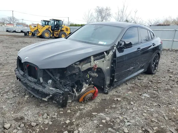 5UX43DT06N9J15795 2022 BMW X4 - Image 1