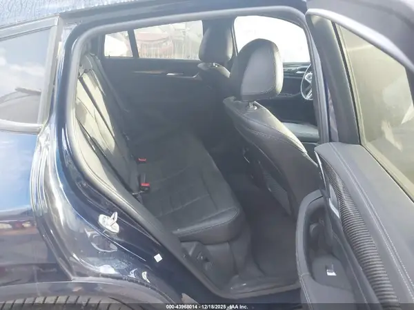 5UX43DT06N9K31966 2022 BMW X4 - Image 8