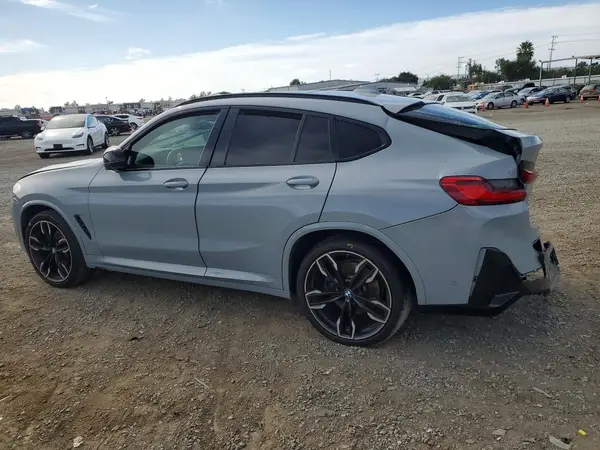 5UX43DT06N9K62800 2022 BMW X4 - Image 2