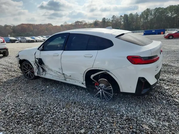 5UX43DT06R9T82294 2024 BMW X4 - Image 2