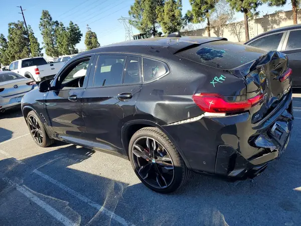 5UX43DT06R9U14953 2024 BMW X4 - Image 2
