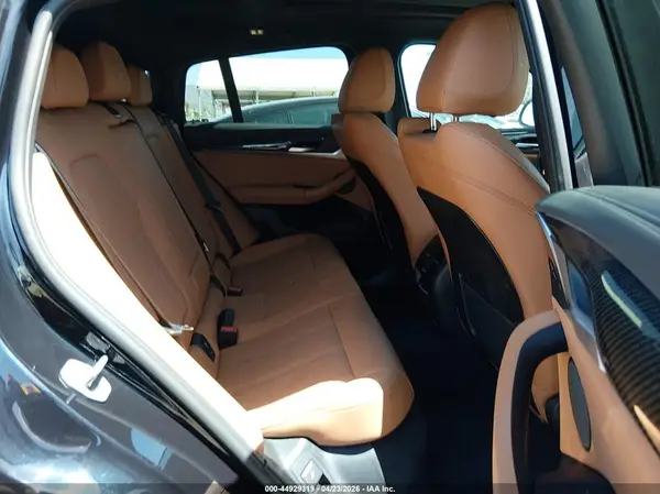 5UX43DT06R9U71380 2024 BMW X4 - Image 8