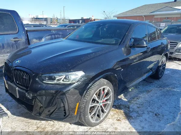 5UX43DT06R9V02031 2024 BMW X4 - Image 2