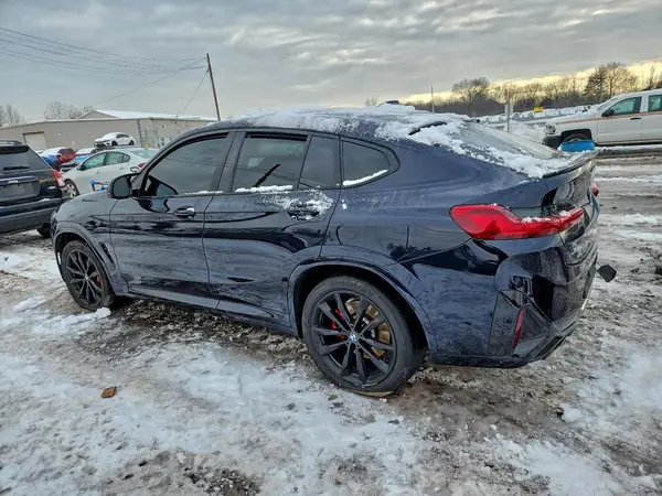 5UX43DT06R9V86030 2024 BMW X4 - Image 2