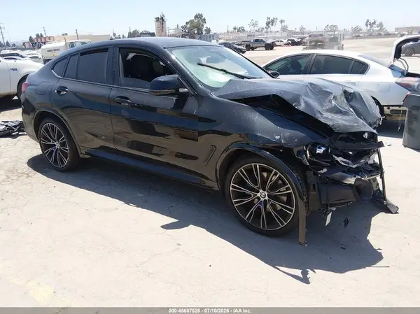 5UX43DT07N9N07829 2022 BMW X4 - Image 1
