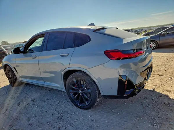 5UX43DT07S9Y15384 2025 BMW X4 - Image 2