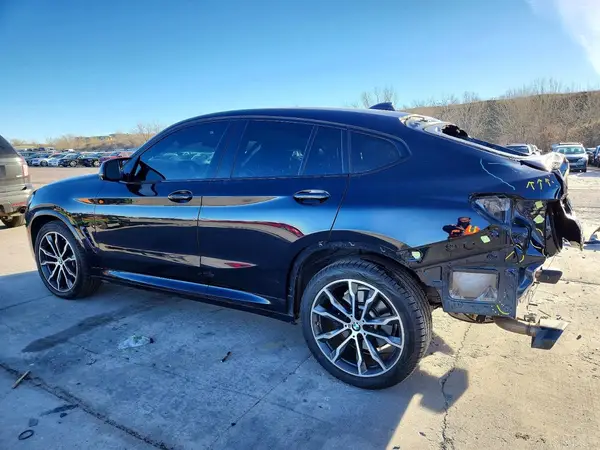 5UX43DT08N9J25101 2022 BMW X4 - Image 2