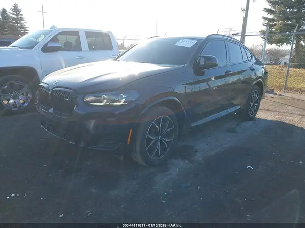 5UX43DT08P9T04127 2023 BMW X4 - Image 2