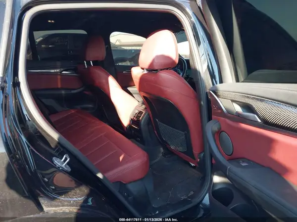 5UX43DT08P9T04127 2023 BMW X4 - Image 8