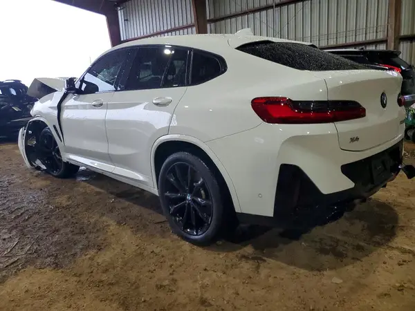 5UX43DT08R9U62986 2024 BMW X4 - Image 2