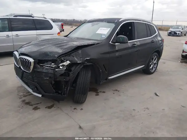 5UX43DT08R9V95547 2024 BMW X3 - Image 2