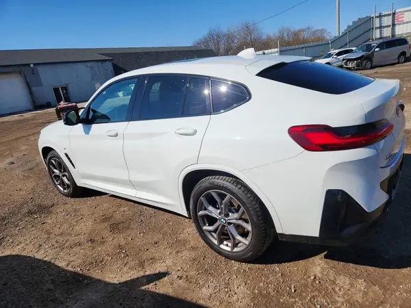5UX43DT09P9R39485 2023 BMW X4 - Image 2